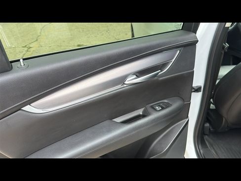 Used 2019 Cadillac XT5 Premium Luxury AWD/4WD image 22
