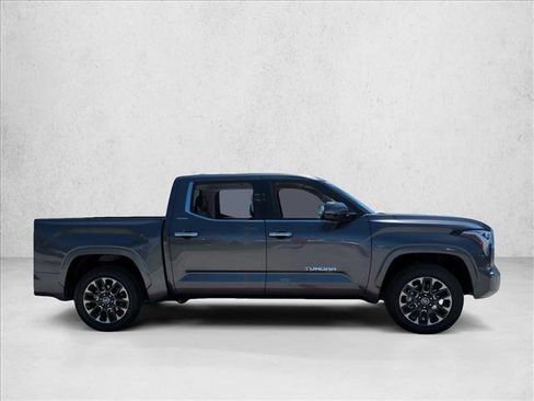 Used 2023 Toyota Tundra Limited AWD/4WD image 4