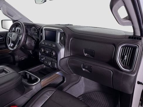 Used 2020 Chevrolet Silverado 1500 LT Trail Boss image 28