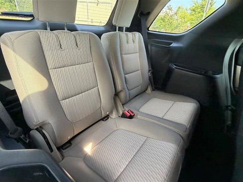 Used 2019 Ford Explorer FWD image 17