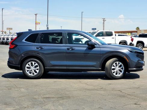 Used 2025 Honda CR-V LX image 3