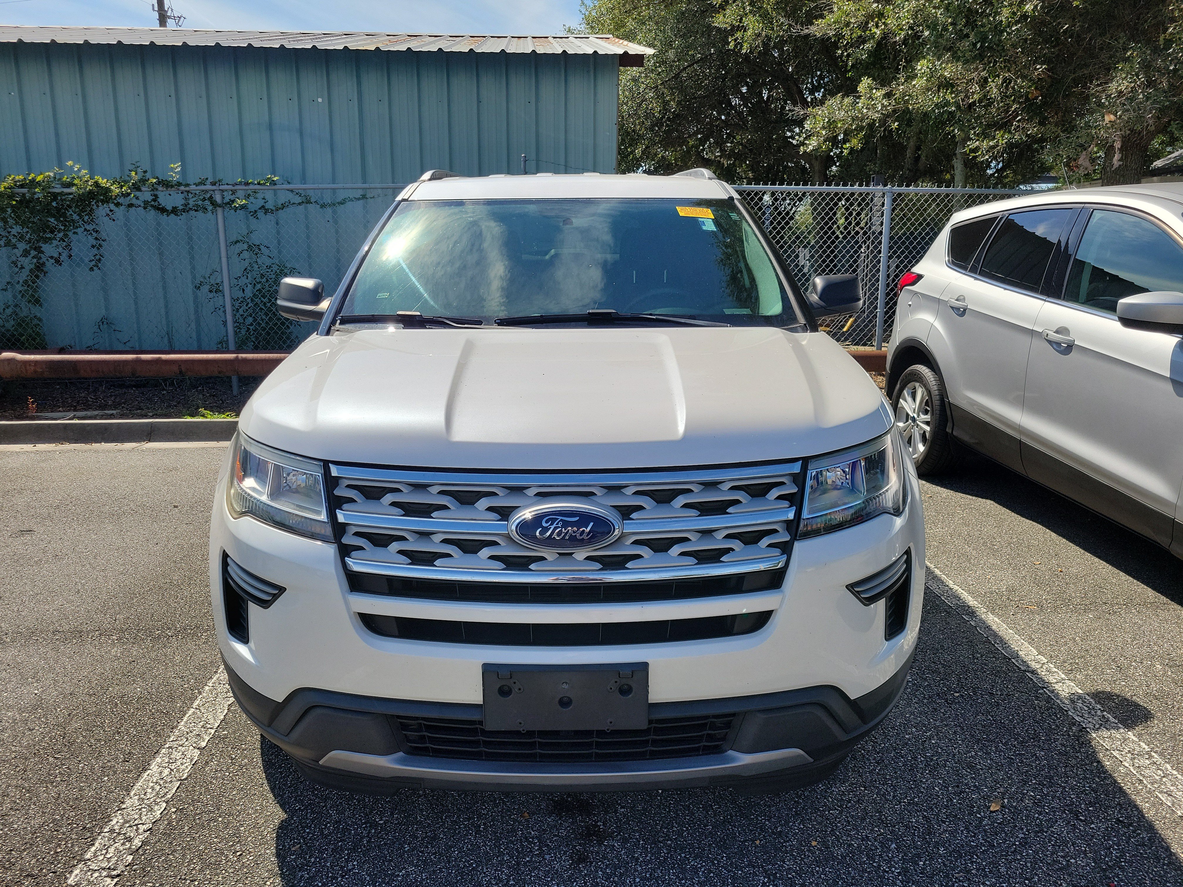 Used 2019 Ford Explorer XLT w/ Class III Trailer Tow Package FWD image 2