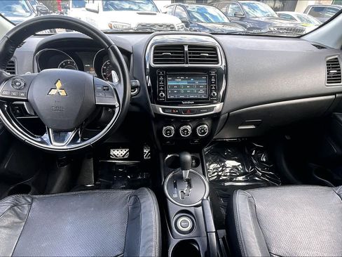 Used 2017 Mitsubishi Outlander Sport GT image 15