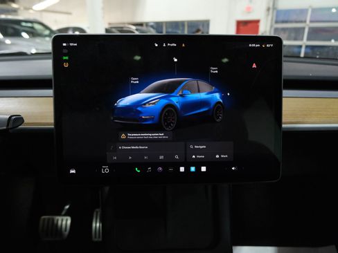 Used 2022 Tesla Model Y Performance image 26