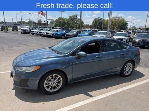 Used 2019 Ford Fusion SE FWD image 1