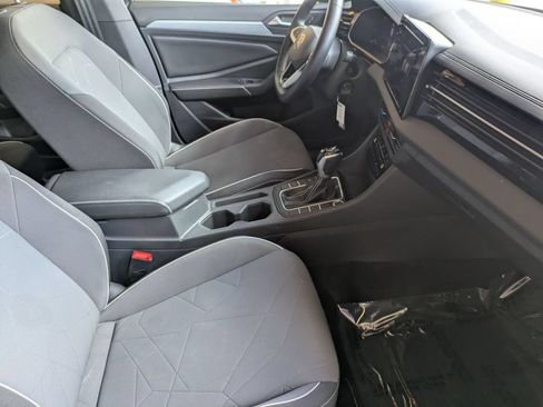 Used 2025 Volkswagen Jetta Sport FWD image 30