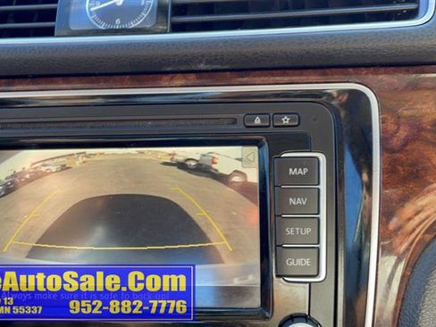 Used 2013 Volkswagen Passat 2.5 SEL image 24