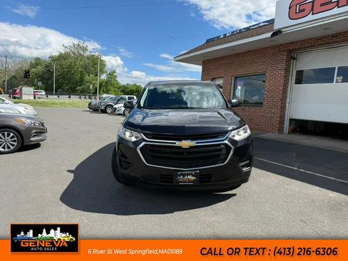 Used 2018 Chevrolet Traverse LS FWD image 2