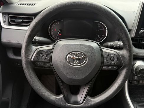 Used 2024 Toyota RAV4 XLE w/ Convenience Package FWD image 13