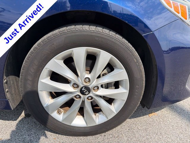 Used 2018 Kia Optima S w/ Panoramic Sunroof Package FWD image 18