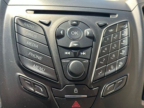 Used 2014 Ford Escape SE image 23