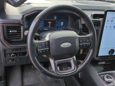 Used 2023 Ford Expedition Max Platinum image 16