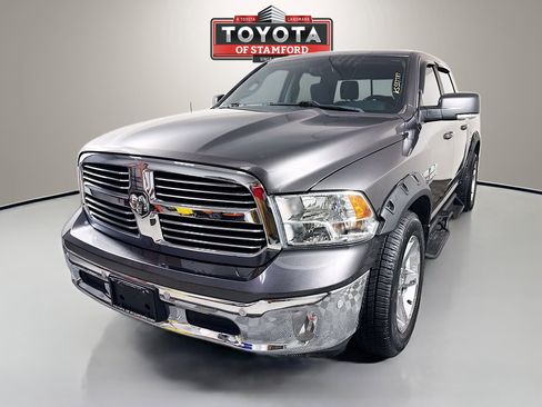 Used 2019 RAM 1500 Big Horn AWD/4WD image 3
