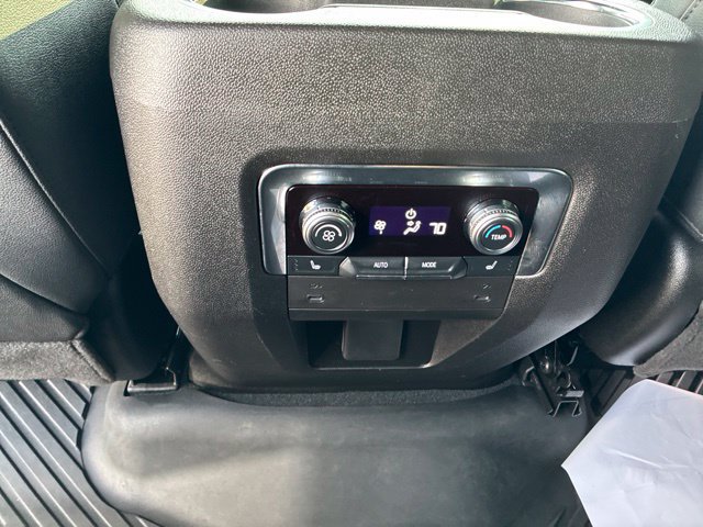Used 2025 GMC Yukon Elevation w/ LPO, Elevation Black Package AWD/4WD image 26