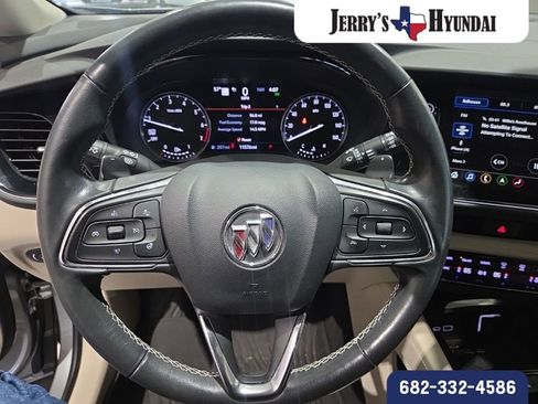 Used 2023 Buick Envision Avenir image 14