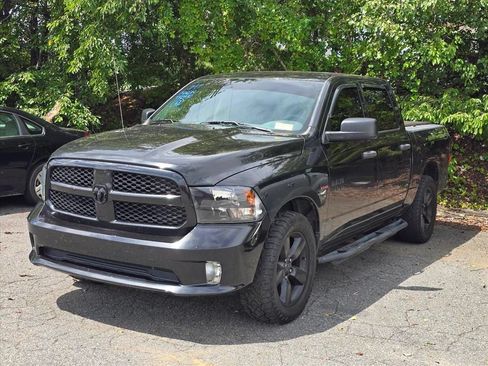 Used 2017 RAM 1500 Express w/ Black Ram 1500 Express Group AWD/4WD image 2