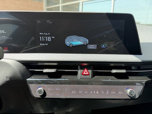 Used 2024 Kia EV6 Wind AWD/4WD image 18