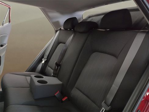 New 2026 Hyundai Venue SE image 18