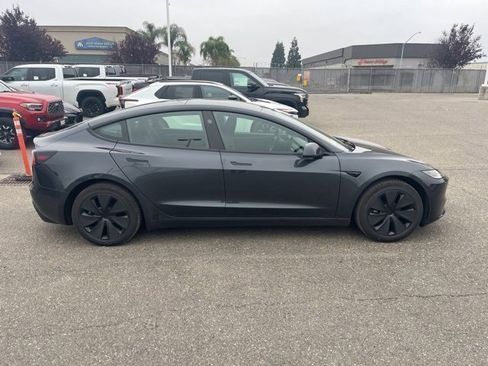 Used 2025 Tesla Model 3 Long Range image 4