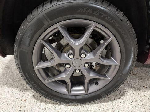 Used 2021 Jeep Grand Cherokee Limited w/ Quick Order Package 28K 80th image 11