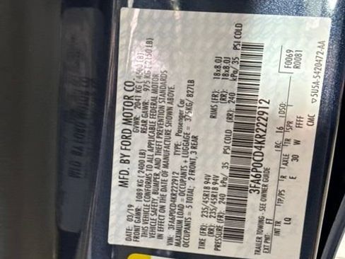 Used 2019 Ford Fusion SEL FWD image 13