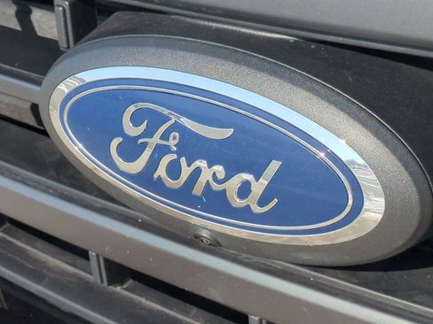 Used 2023 Ford F150 Lariat w/ Equipment Group 502A High image 14