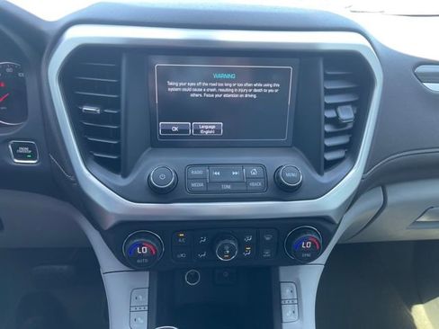 Used 2018 GMC Acadia SLT FWD image 27