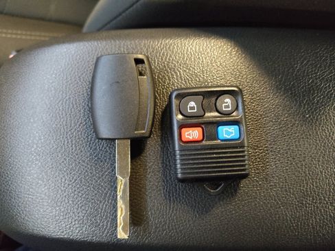 Used 2019 Ford Fiesta SE image 32