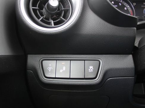 Used 2023 Kia Forte LXS w/ LXS Technology Package image 13