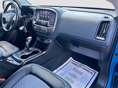 Used 2022 Chevrolet Colorado Z71 image 27