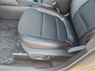 New 2026 Ford Escape ST-Line w/ Tech Pack #1 FWD video 4