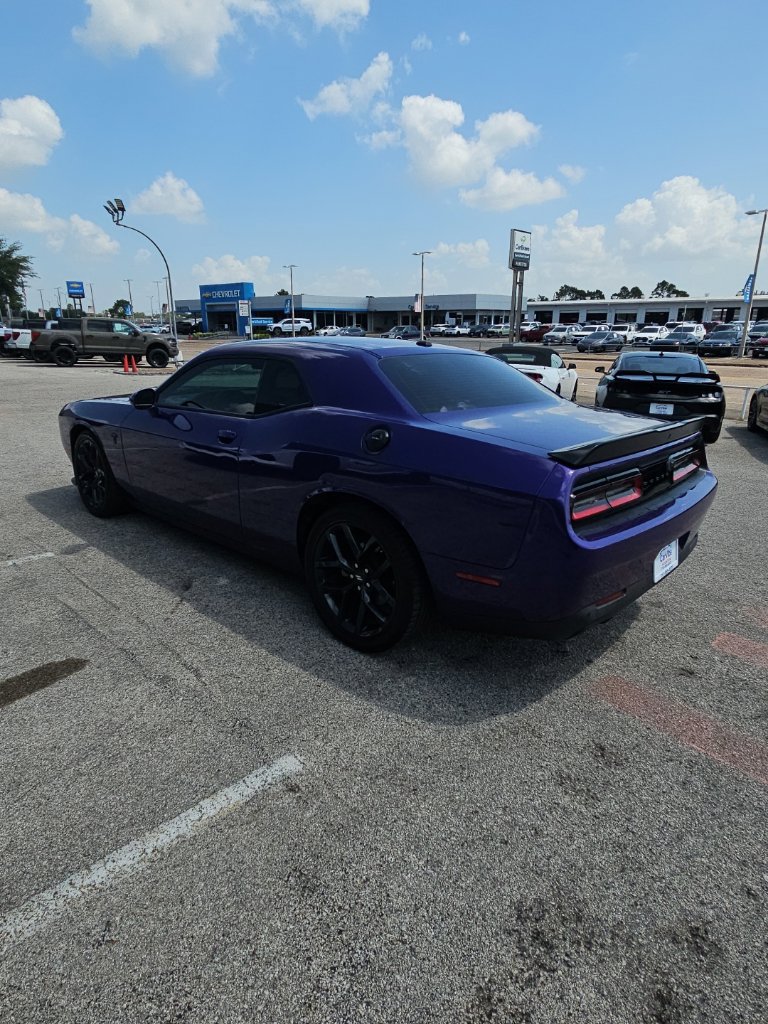 Used 2023 Dodge Challenger R/T w/ Blacktop Package RWD image 5