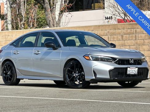 Used 2025 Honda Civic Sport image 2