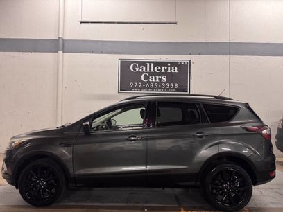 Used 2017 Ford Escape SE w/ Equipment Group 201A