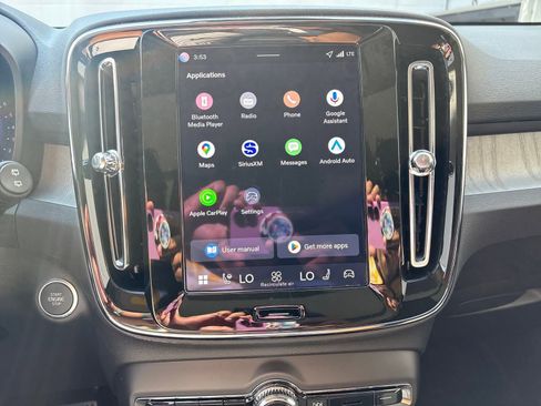 New 2026 Volvo XC40 B5 Plus w/ Protection Package Premier image 19