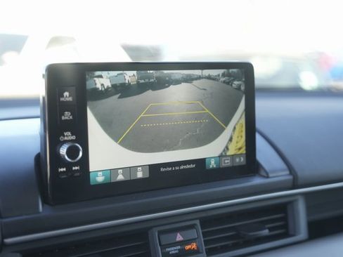 Used 2023 Honda Pilot Touring image 27