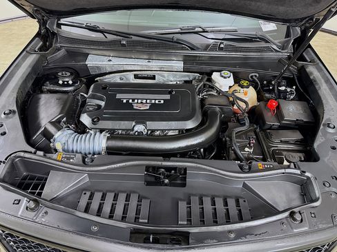 Used 2024 Cadillac XT4 Sport w/ Cold Weather Package image 32