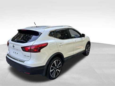 Used 2017 Nissan Rogue Sport SL w/ SL Premium Package AWD/4WD image 5