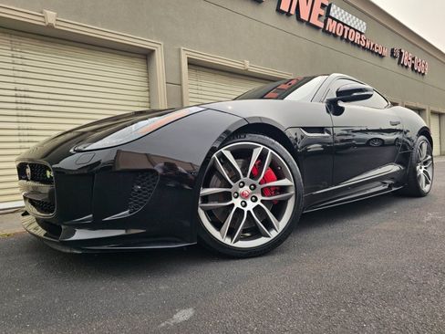 Used 2016 Jaguar F-TYPE R AWD/4WD image 32