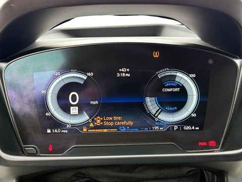 Used 2019 BMW i8 Coupe image 12