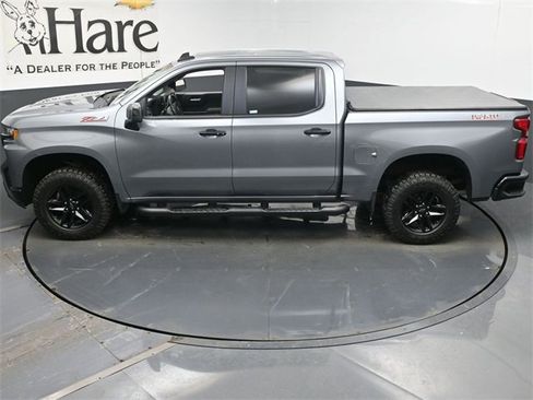 Used 2021 Chevrolet Silverado 1500 LT Trail Boss w/ Convenience Package II image 42