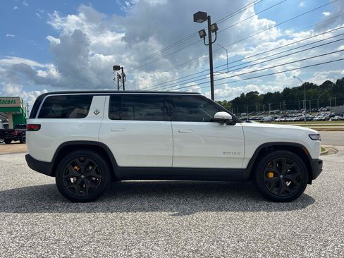 Used 2024 Rivian R1S Adventure AWD/4WD image 6