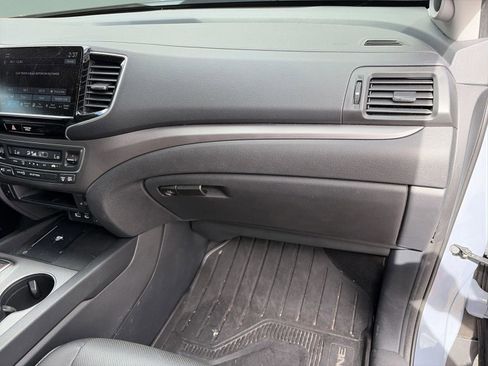 Certified 2024 Honda Ridgeline RTL image 21