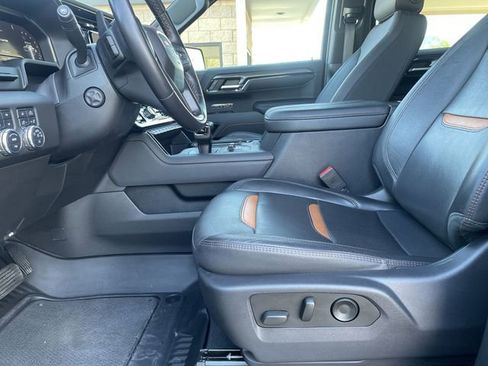 Used 2023 GMC Sierra 1500 AT4 w/ AT4 Premium Package AWD/4WD image 19