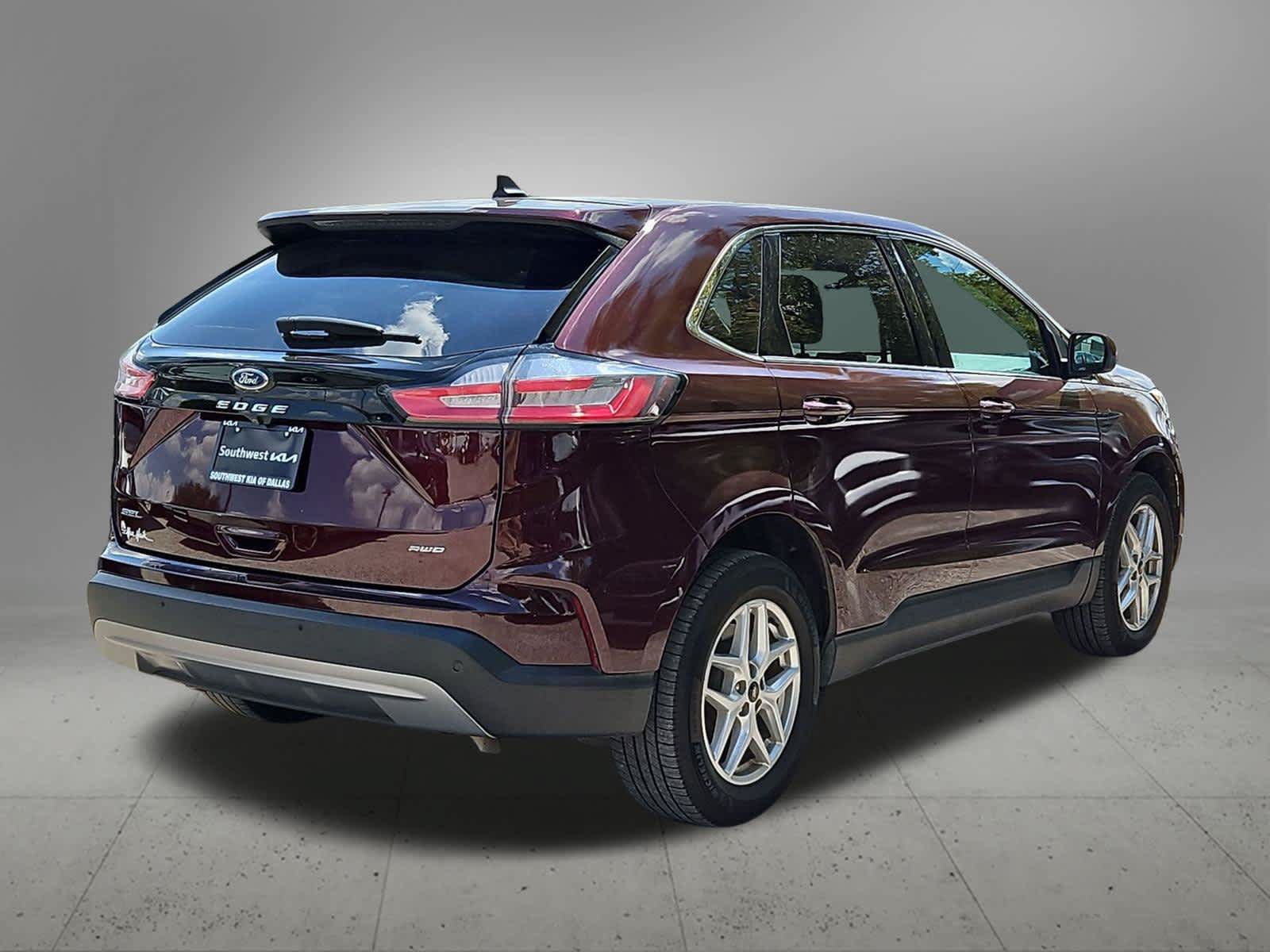 Used 2023 Ford Edge SEL AWD/4WD image 6
