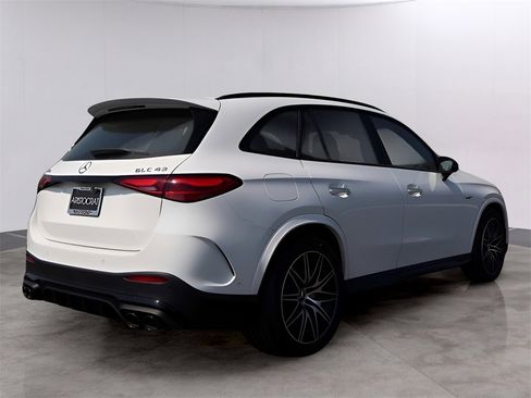Certified 2025 Mercedes-Benz GLC 43 AMG 4MATIC image 10