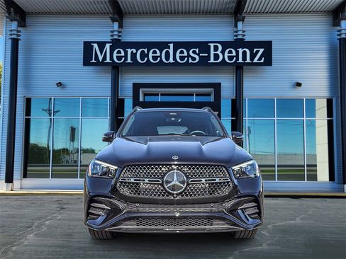 New 2025 Mercedes-Benz GLE 450 4MATIC image 2