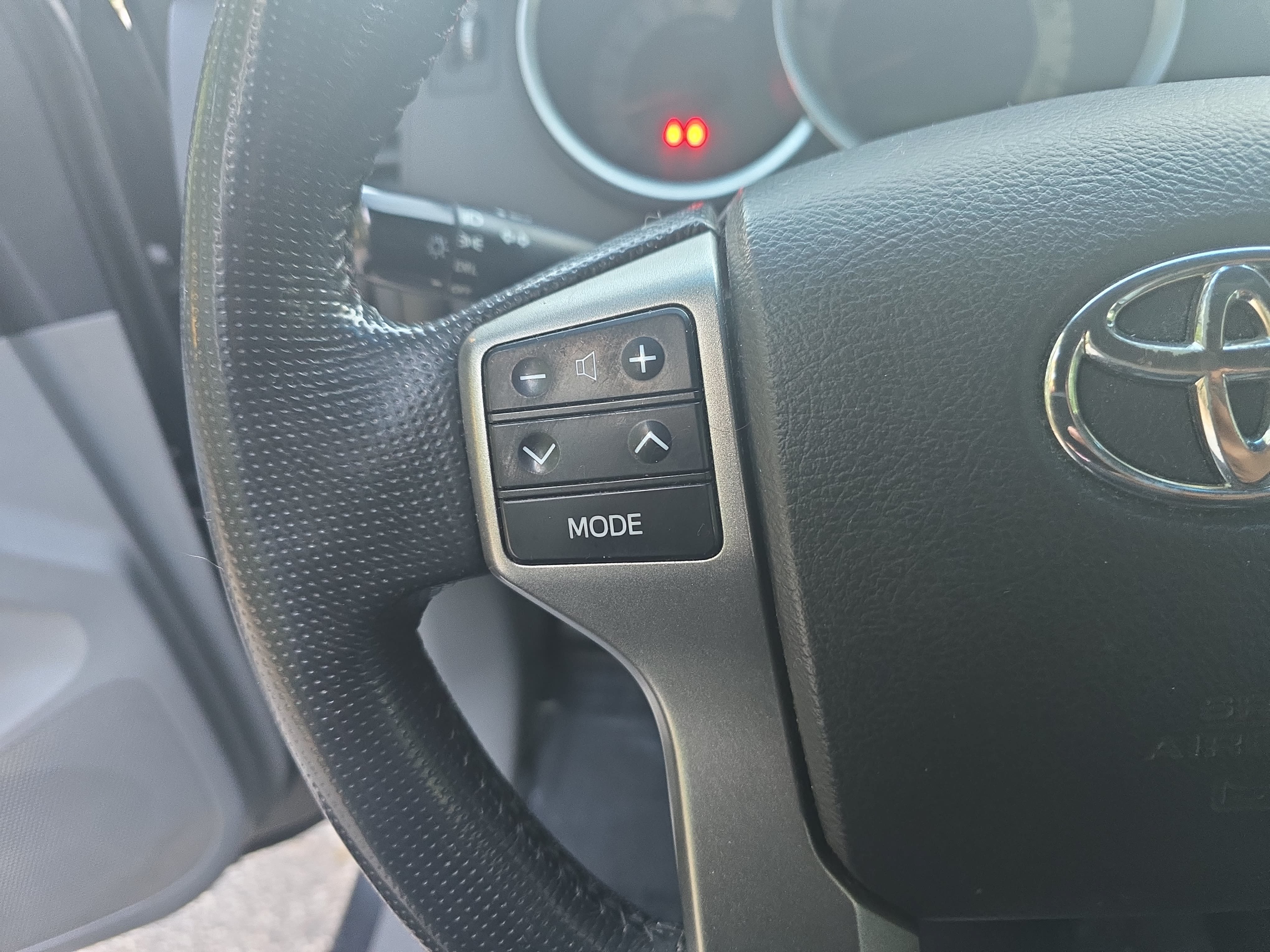 Used 2013 Toyota Tacoma 4x4 Double Cab w/ SR5 Pkg image 16