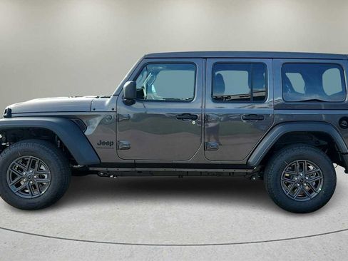 Used 2026 Jeep Wrangler Unlimited Sport AWD/4WD image 4