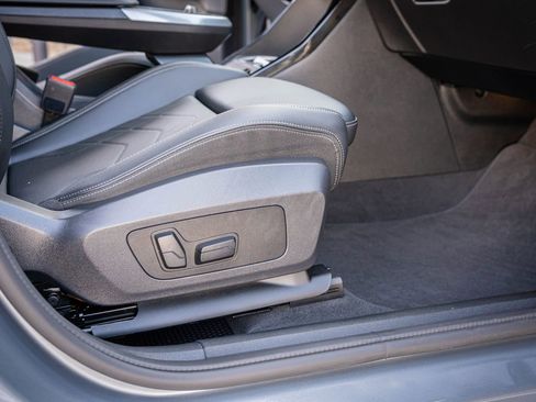 Used 2025 BMW X2 xDrive28i image 31